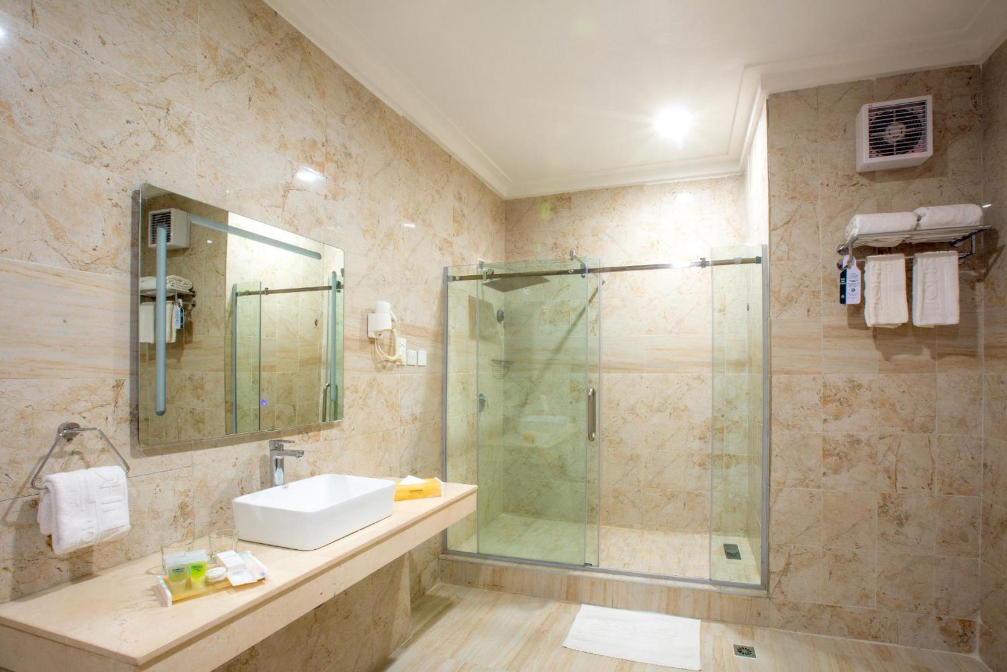 Johnwood Hotel By Bolton أبوجا المظهر الخارجي الصورة